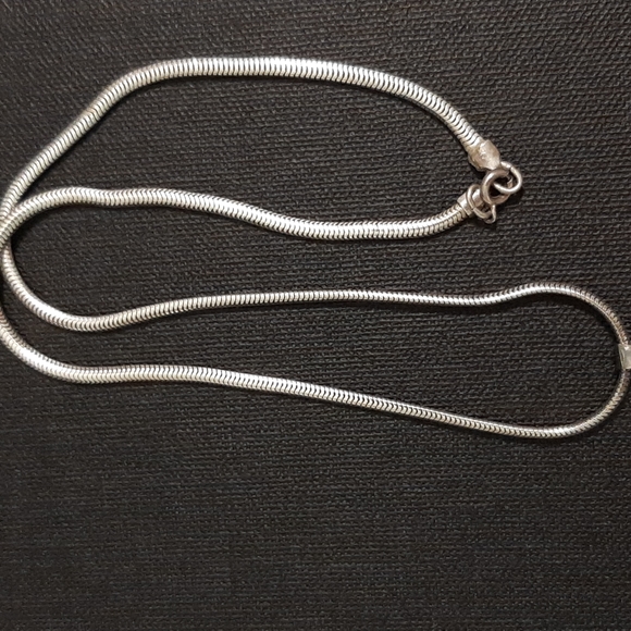 Necklace with natural stone pendant - Picture 2 of 4